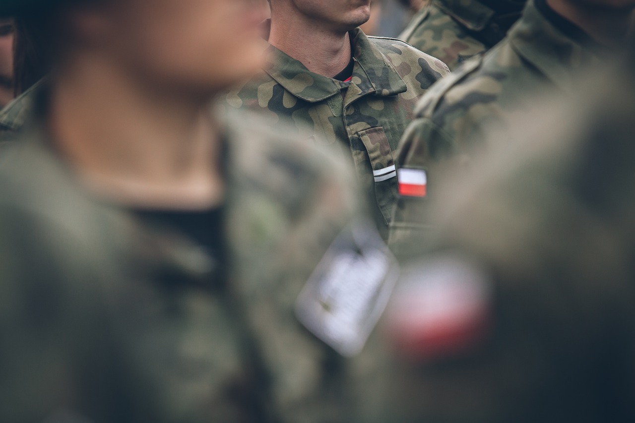 最新軍旅電視劇大全集，熱血與榮耀的視聽(tīng)盛宴，不容錯(cuò)過(guò)！