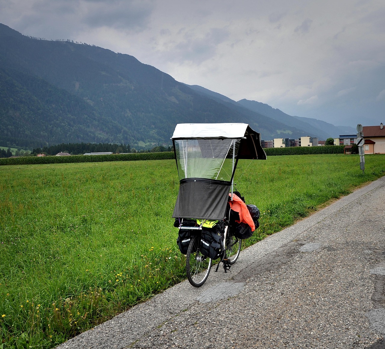 心藝電動車2016最新款，無界之旅的探索之旅